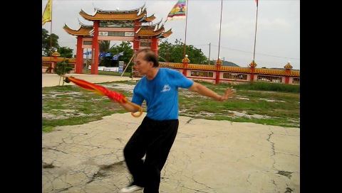 Shaolin Through-Cloud Umbrella Set